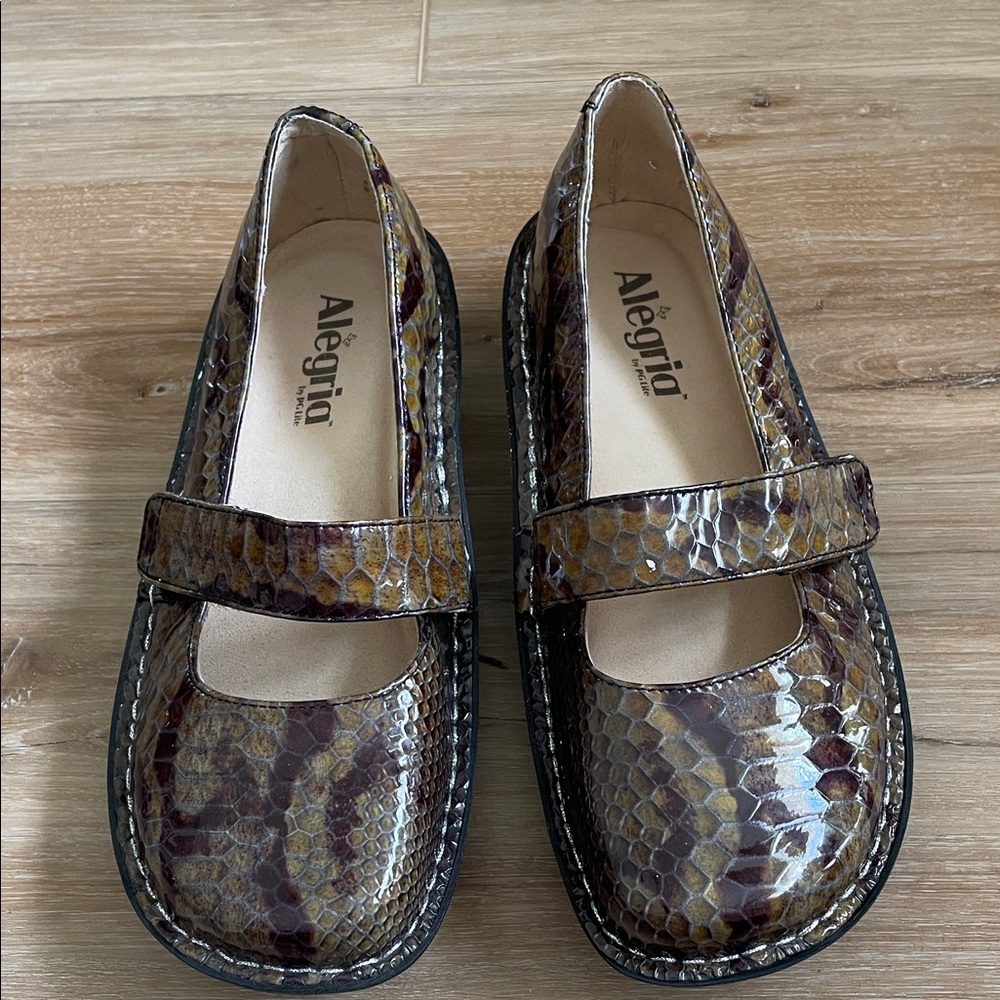 Alegria Feliz FEL-714 Patent Snake Leather Mary Jane Shoes EU 36 US 6-6.5